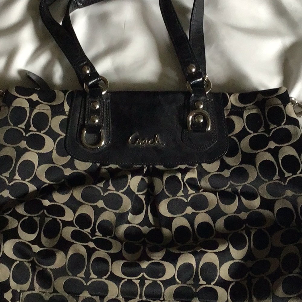 Coach shoulder bag.